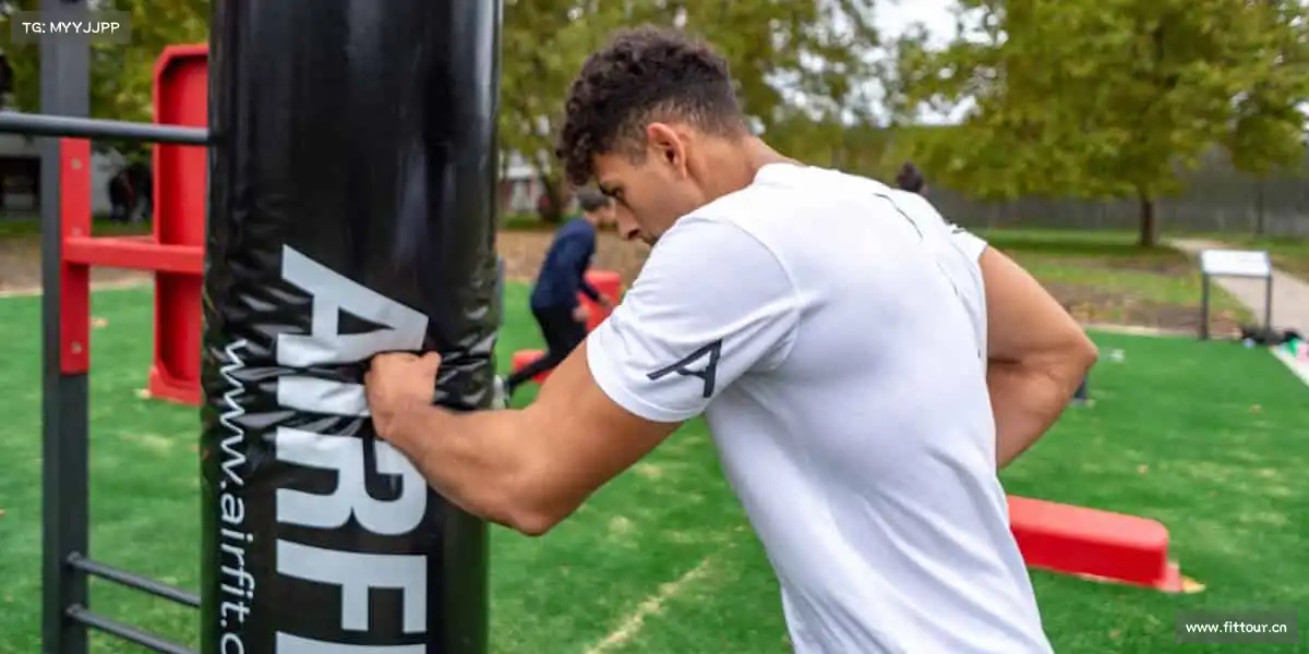 乐虎lehu国际——⚽用热爱,点燃每一场拼搏!